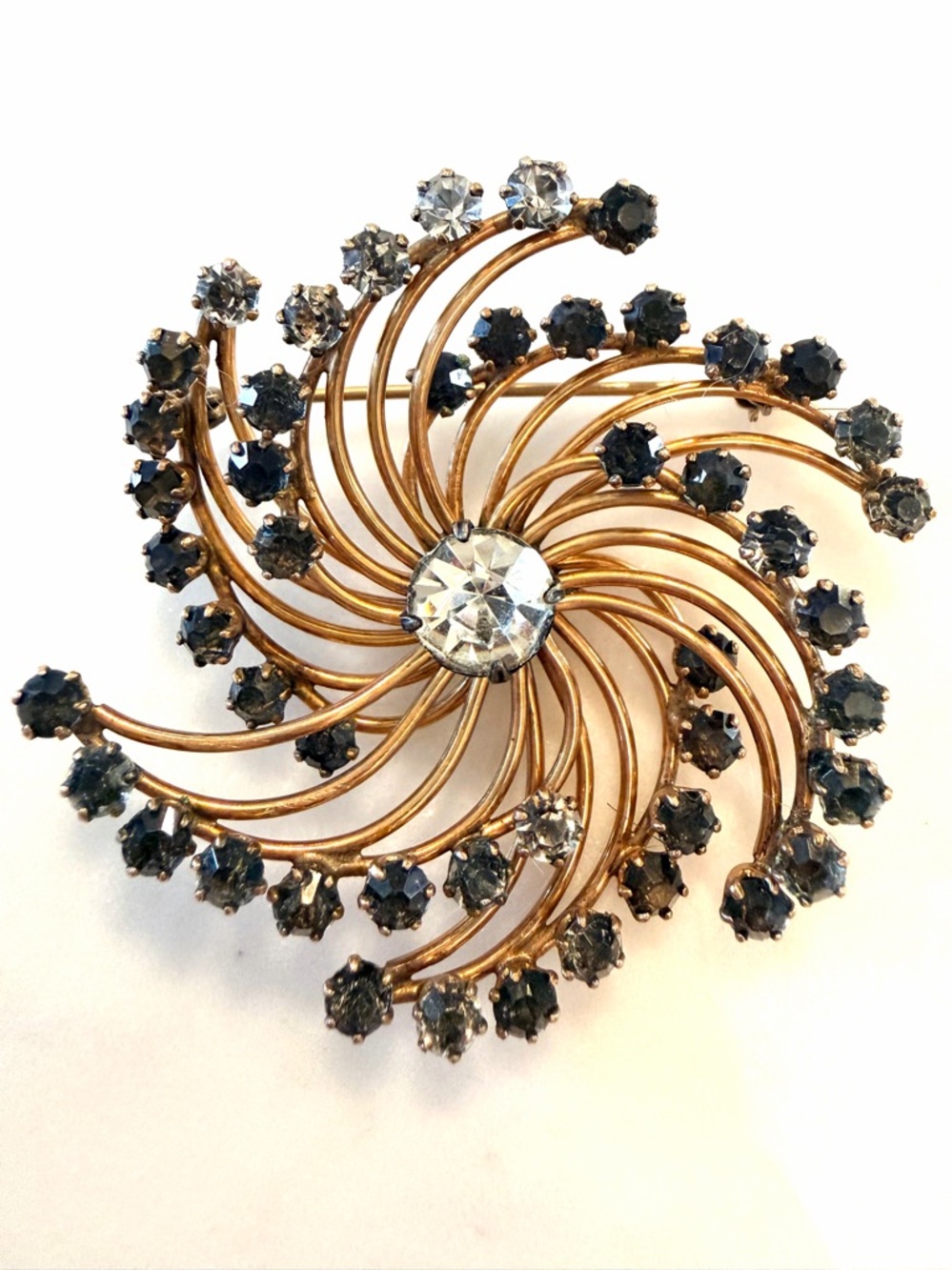 🌟 Vintage 12K Gold-Filled Starburst Swirl Brooch by Charles Reis, c. 1950